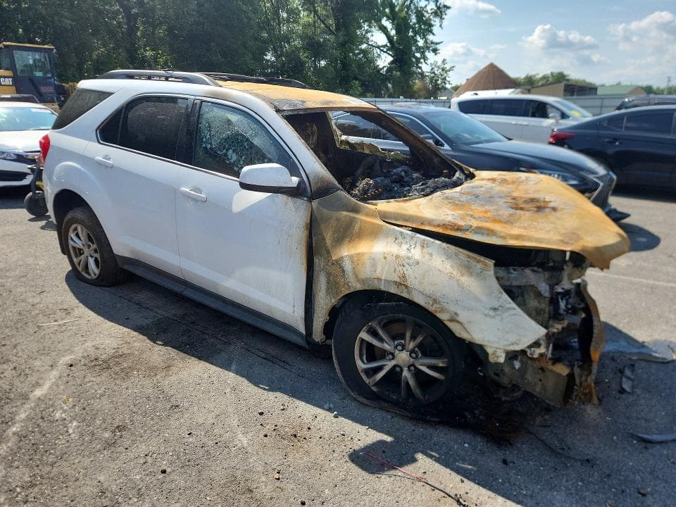 2017 CHEVROLET EQUINOX LT 4