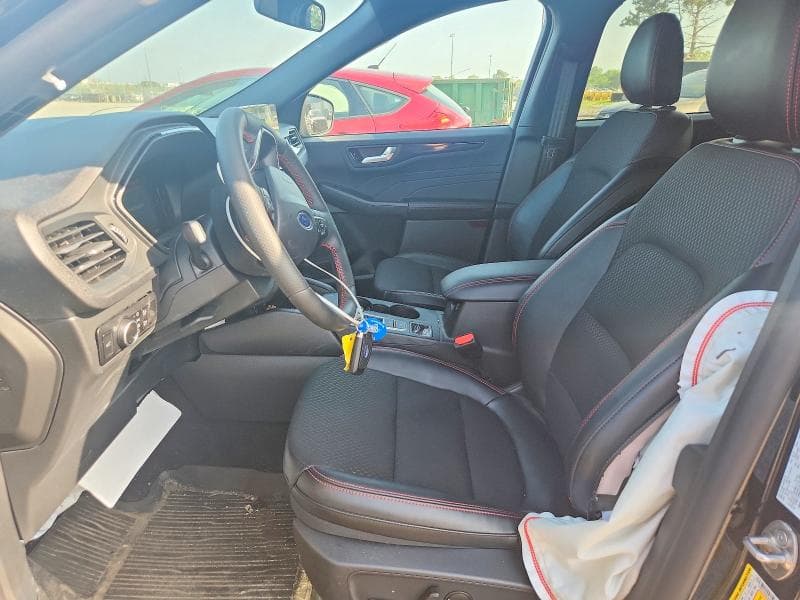 2025 FORD ESCAPE ST LINE 7