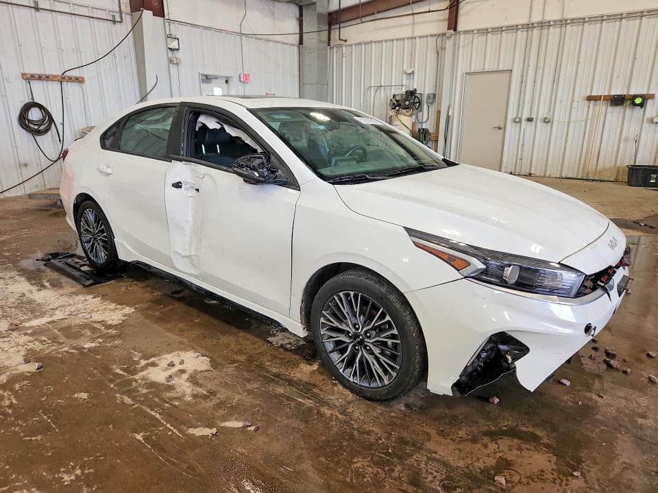 2024 KIA FORTE GT LINE 4