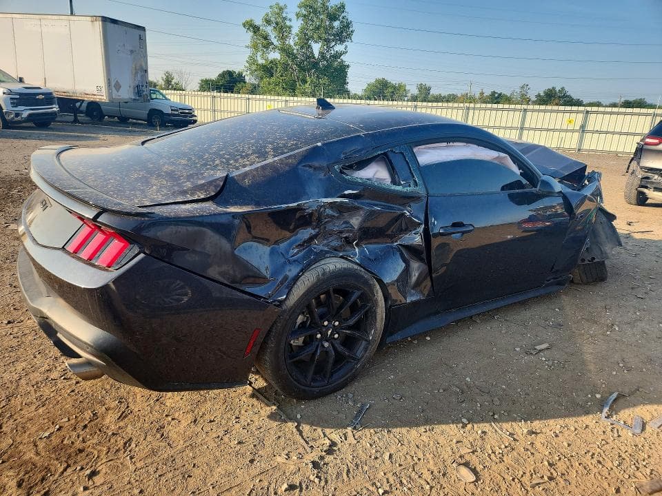 2024 FORD MUSTANG GT 3