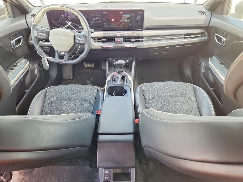 2025 KIA K4 GT LINE 8