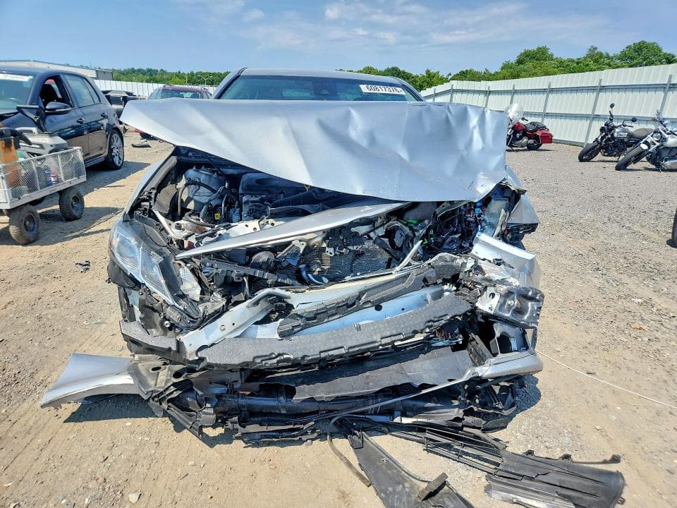 2022 TOYOTA CAMRY LE 5