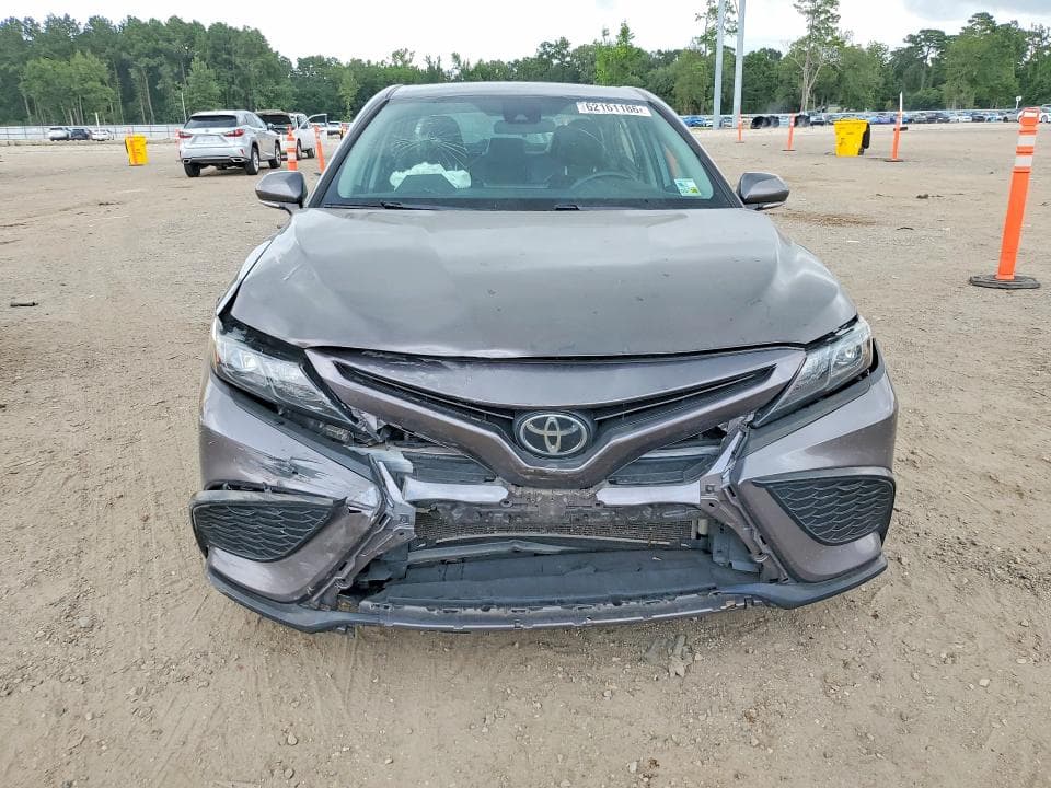 2022 TOYOTA CAMRY SE 5