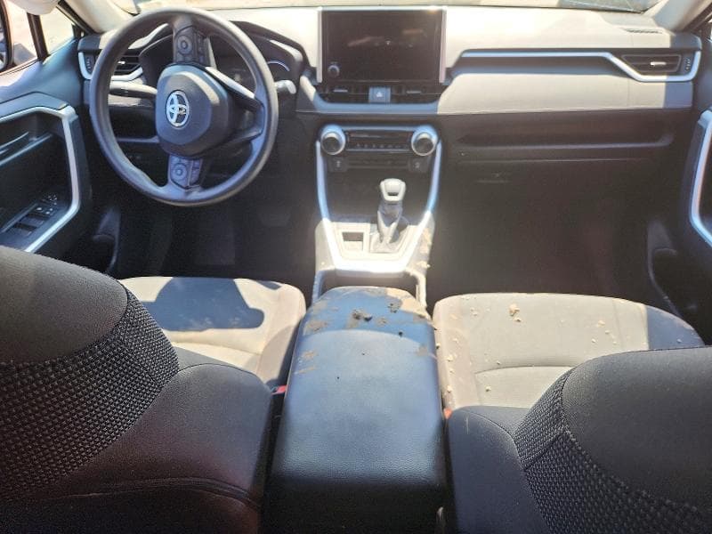 2024 TOYOTA RAV4 LE 8