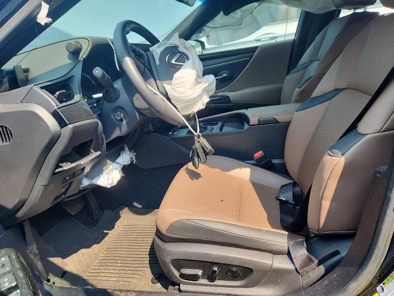2025 LEXUS ES 300H BASE 7