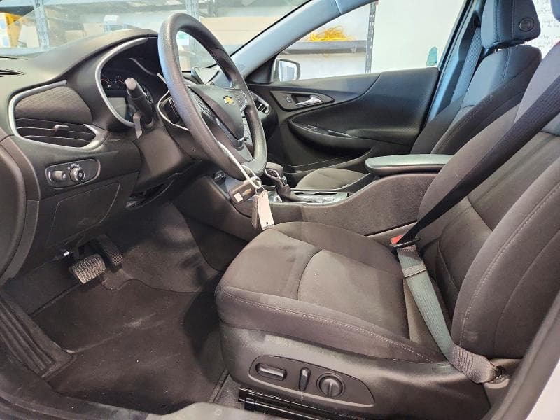 2023 CHEVROLET MALIBU LS 7