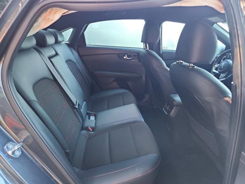 2023 KIA FORTE GT 10