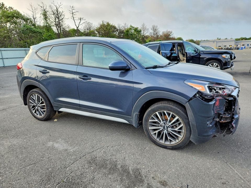 2021 HYUNDAI TUCSON SEL 4