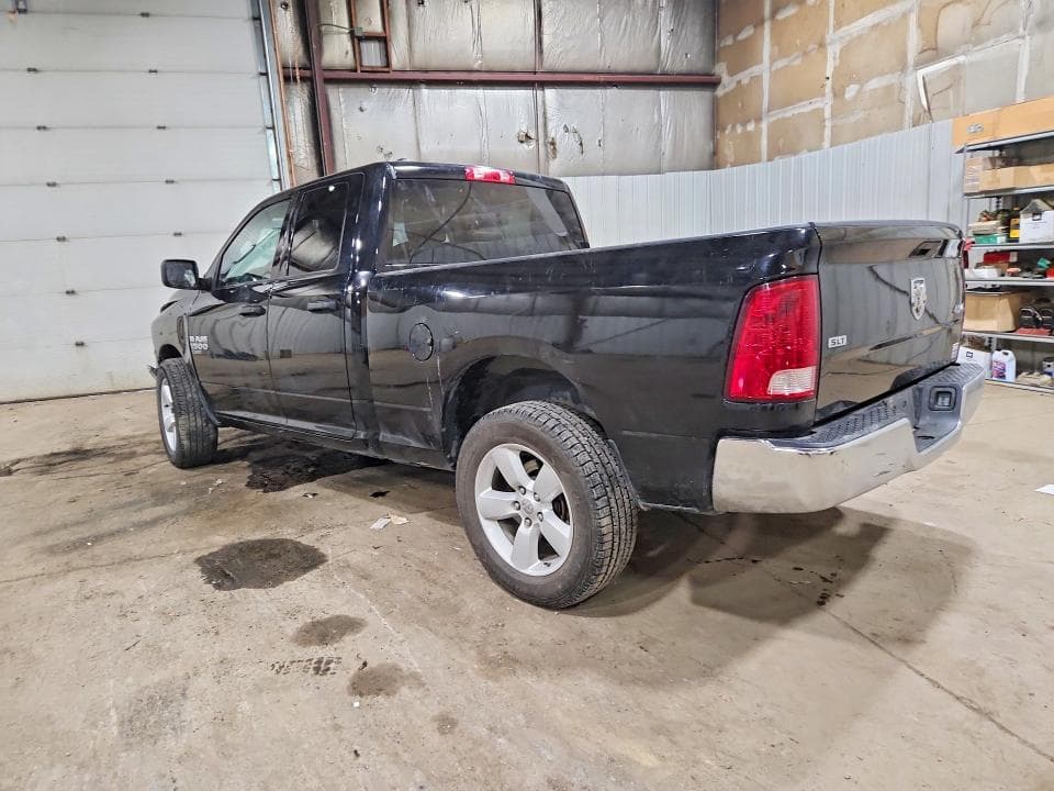 2024 RAM 1500 CLASSIC SLT 2