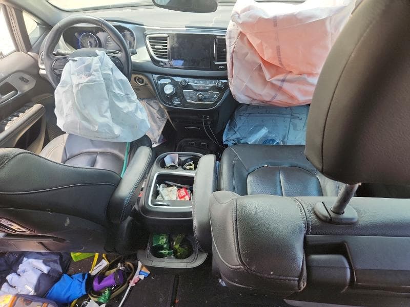 2020 CHRYSLER PACIFICA TOURING L PLUS 8