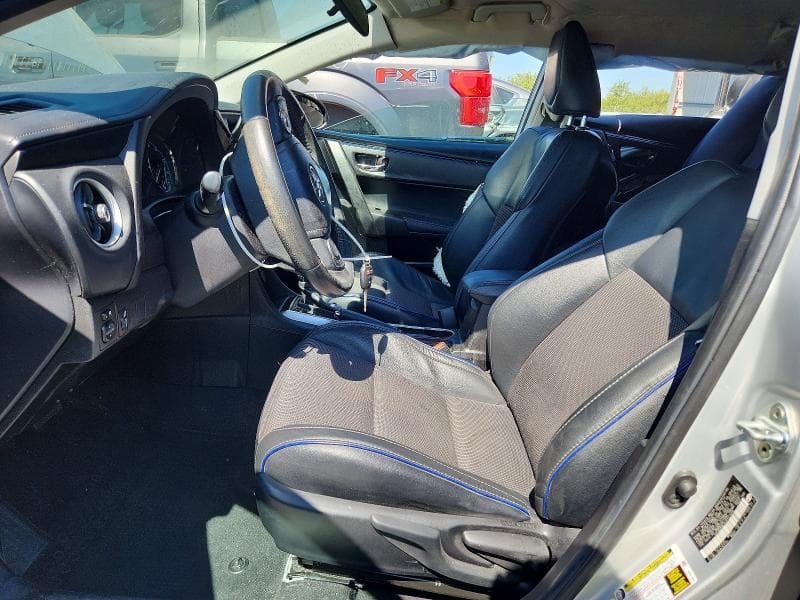 2018 TOYOTA COROLLA SE 7