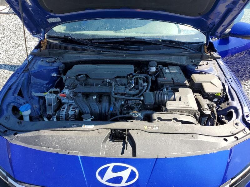 2024 HYUNDAI ELANTRA SE 11