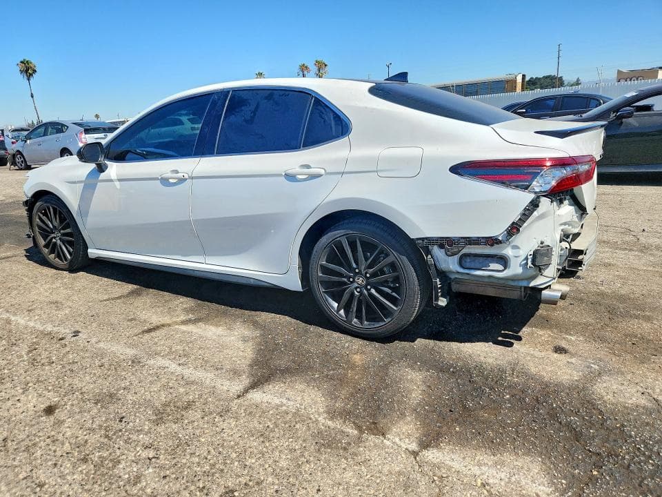 2022 TOYOTA CAMRY XSE 2