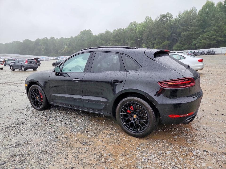 2018 PORSCHE MACAN GTS 2