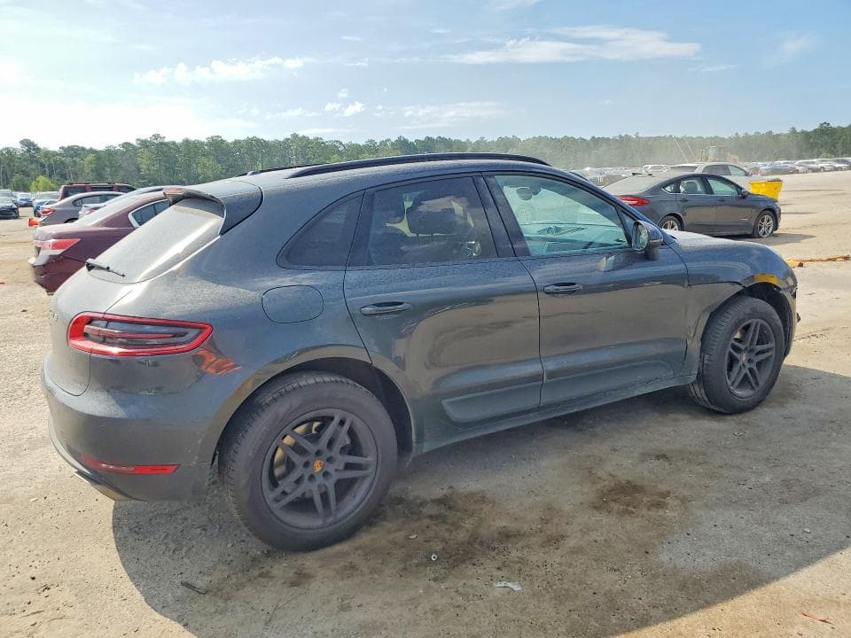 2017 PORSCHE MACAN 3