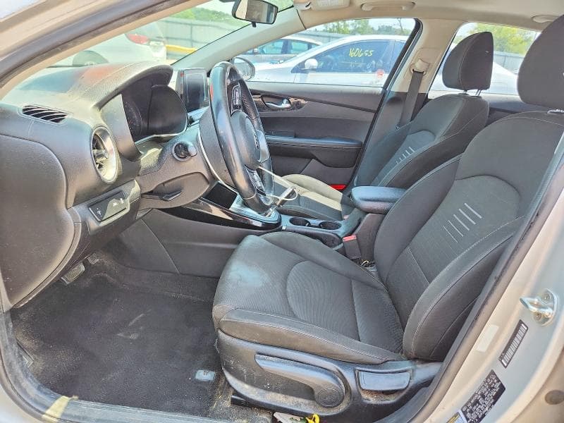 2019 KIA FORTE S 7