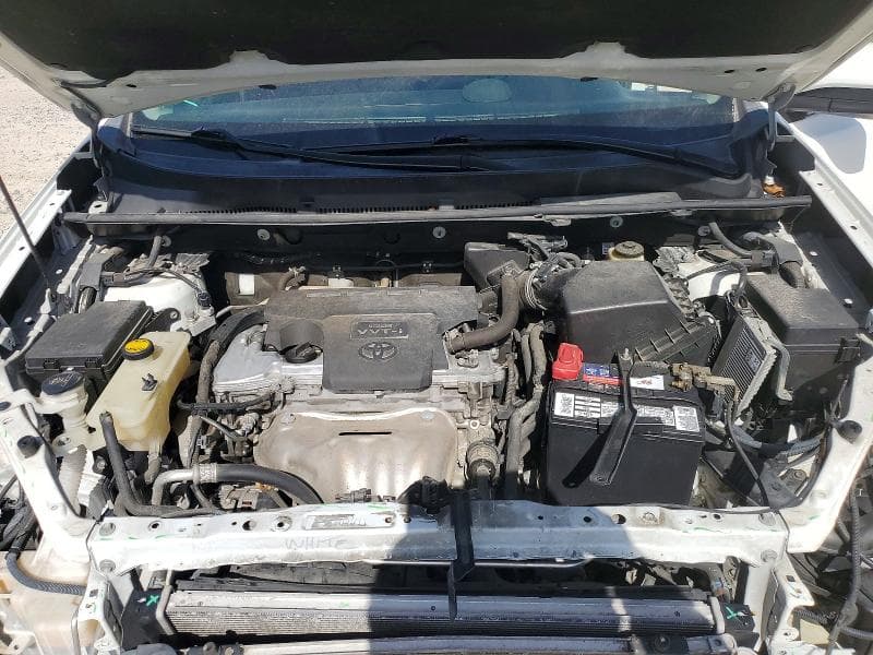 2017 TOYOTA RAV4 XLE 12