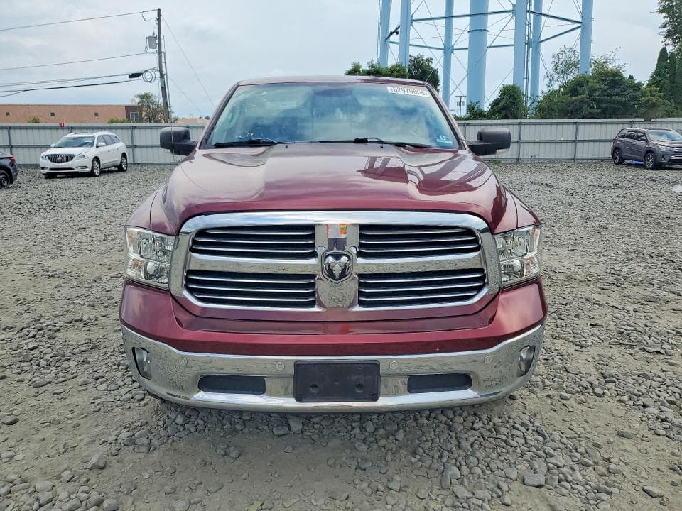 2019 RAM 1500 CLASSIC SLT 5
