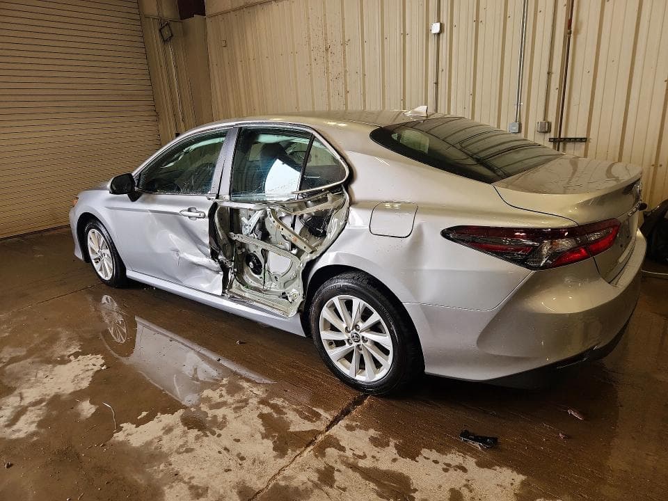 2023 TOYOTA CAMRY LE 2