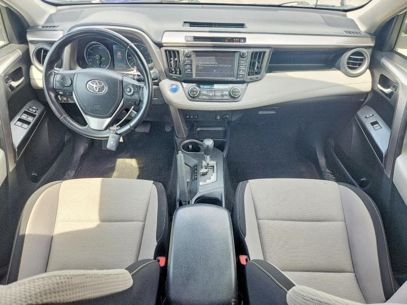 2017 TOYOTA RAV4 HYBRID XLE 8