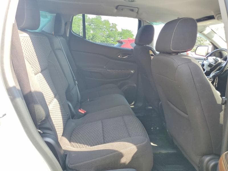 2017 GMC ACADIA SLE 11