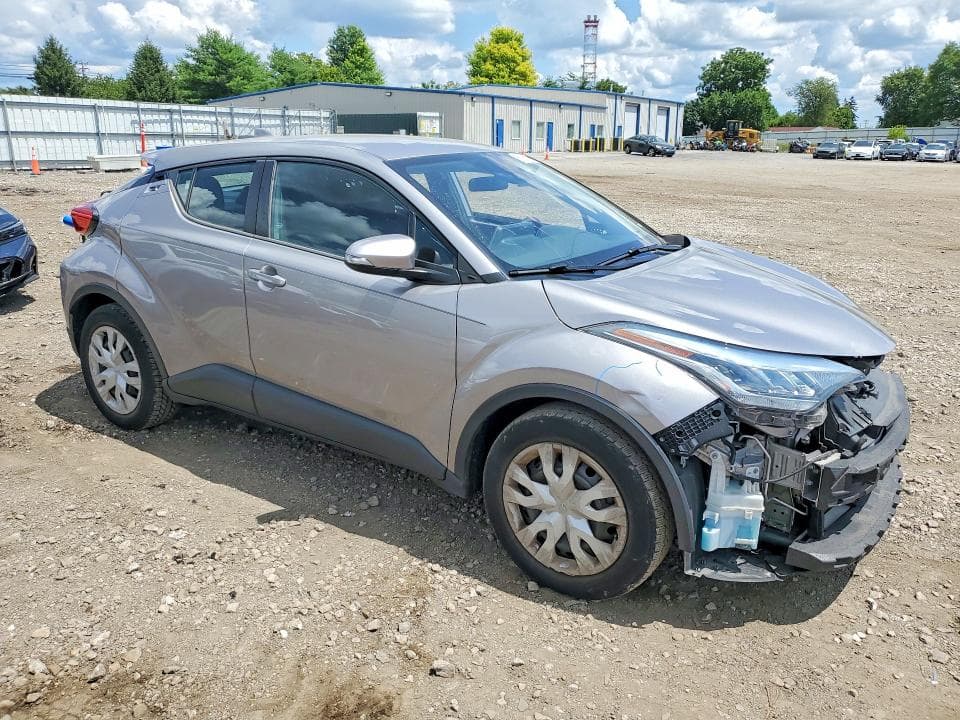 2020 TOYOTA C-HR LE 4