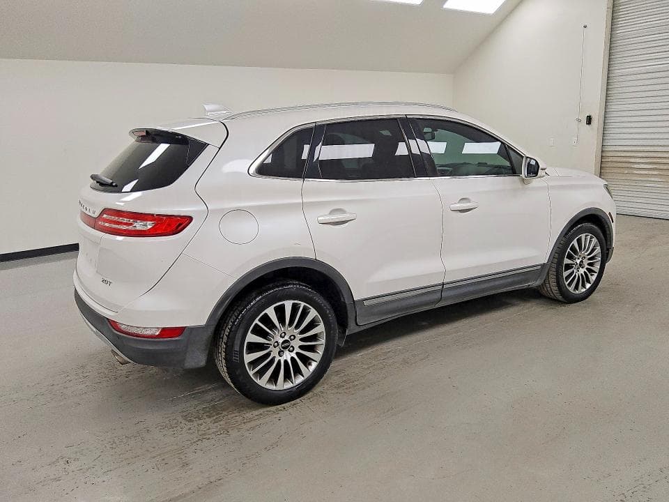 2017 LINCOLN MKC RESERVE 3