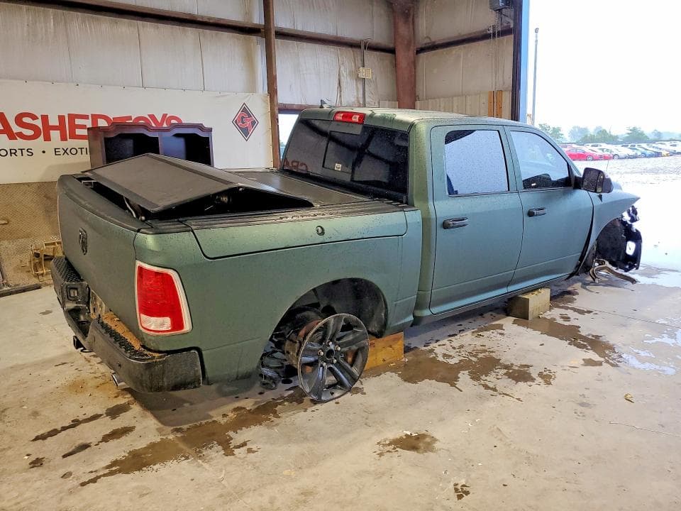 2018 RAM 1500 SPORT 3