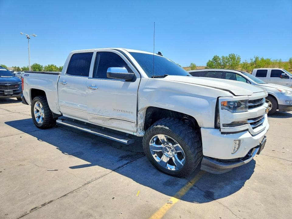 2017 CHEVROLET SILVERADO K1500 LTZ 4