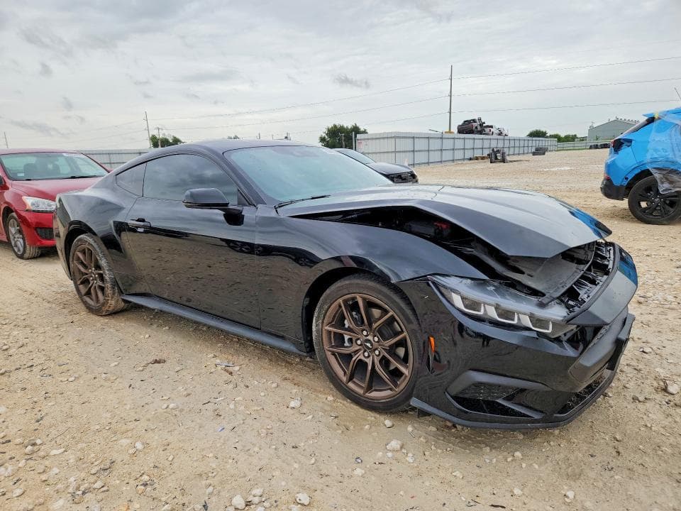 2024 FORD MUSTANG 4