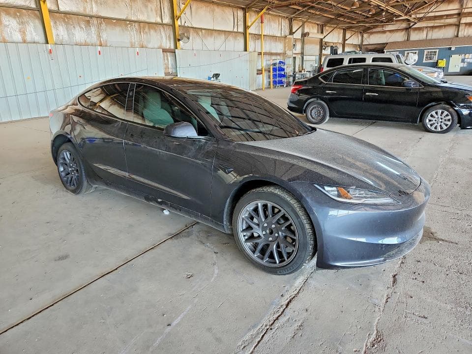 2026 TESLA MODEL 3 4