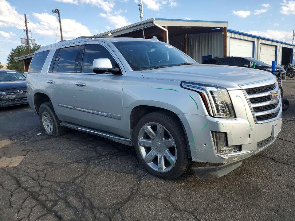 2018 CADILLAC ESCALADE LUXURY 4