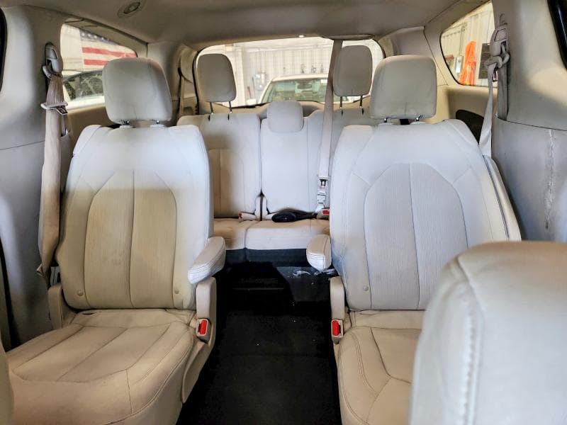 2017 CHRYSLER PACIFICA TOURING 10