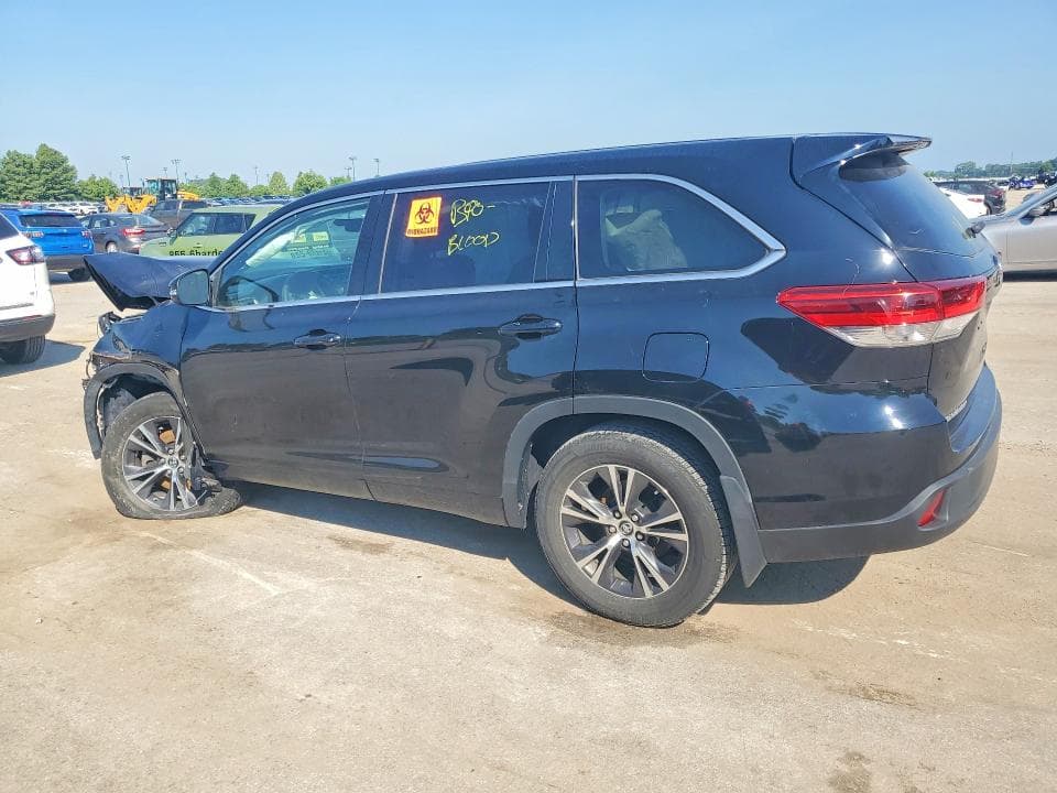 2018 TOYOTA HIGHLANDER LE 2
