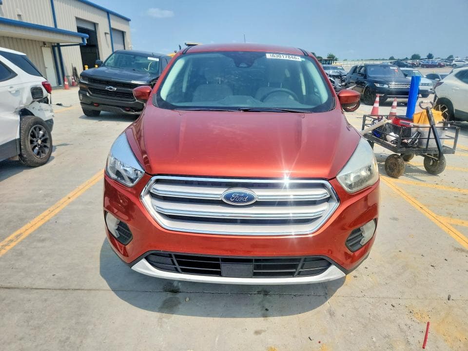 2019 FORD ESCAPE SE 5