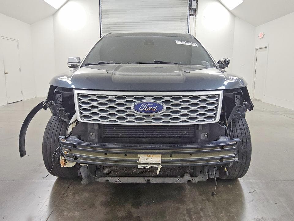 2017 FORD EXPLORER PLATINUM 5