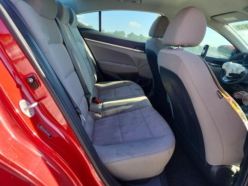 2019 HYUNDAI ELANTRA SE 10