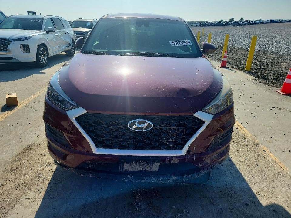 2020 HYUNDAI TUCSON SE 5