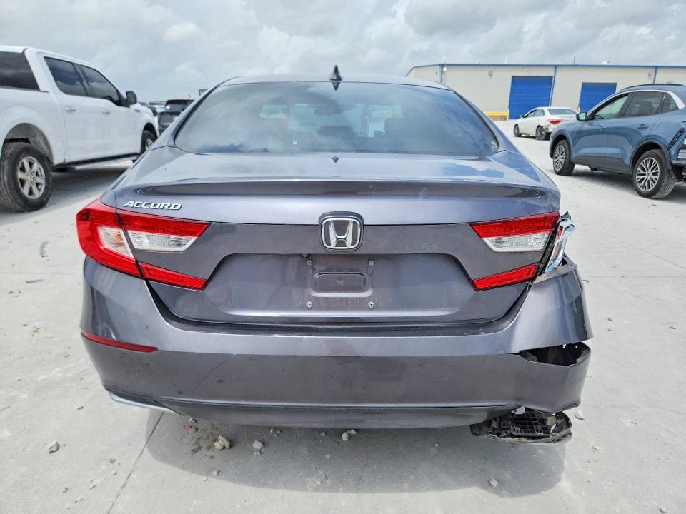 2019 HONDA ACCORD EX 6