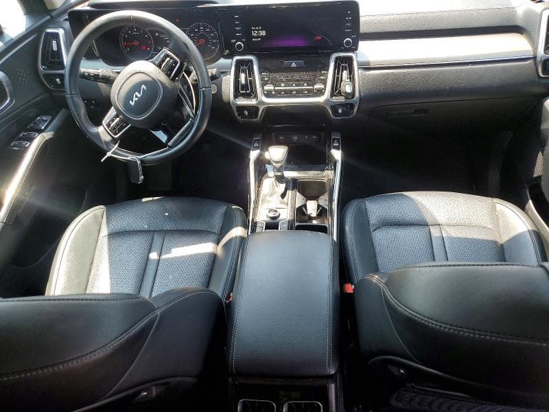 2022 KIA SORENTO SX 8