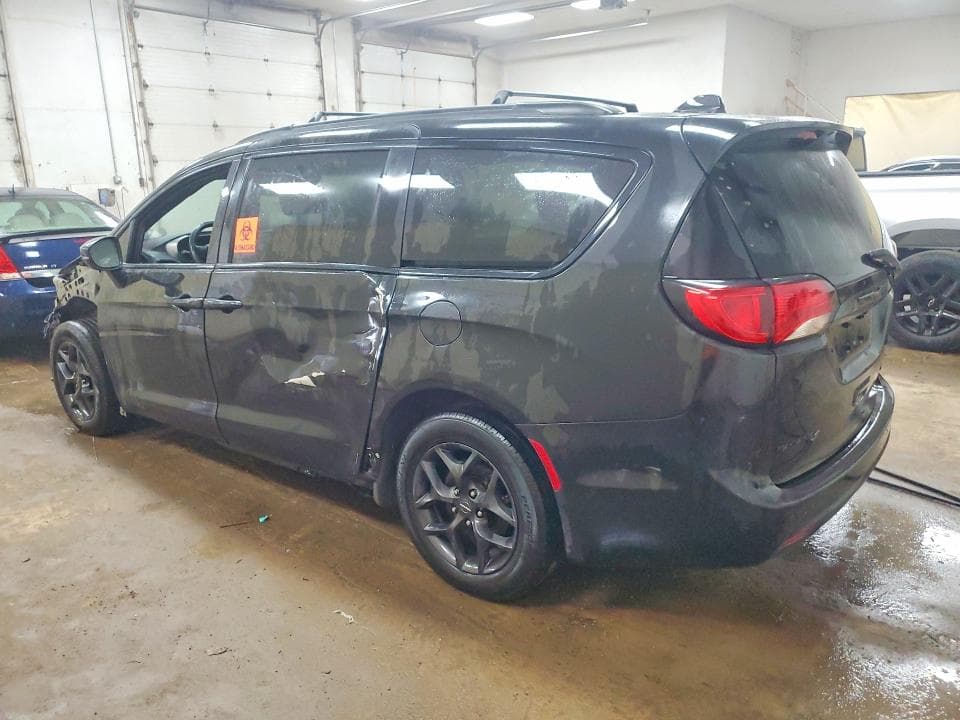 2020 CHRYSLER PACIFICA LIMITED 2