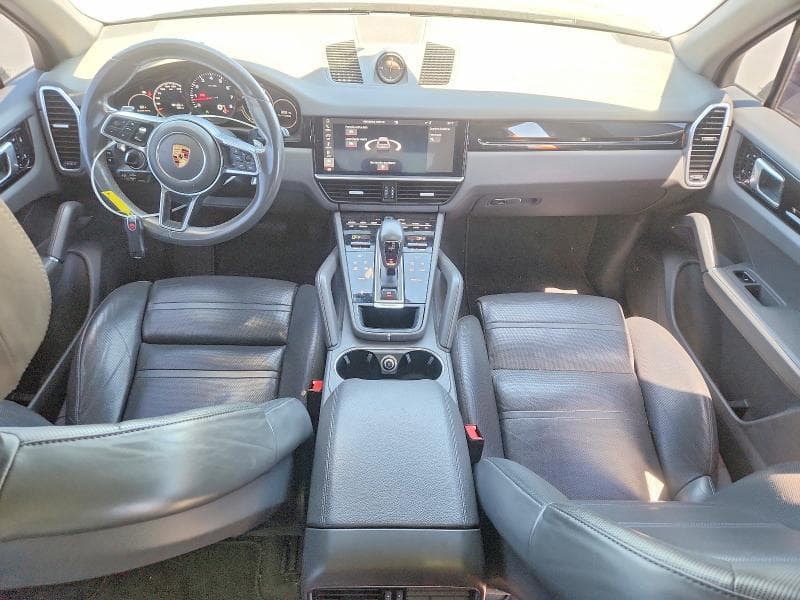 2019 PORSCHE CAYENNE 8