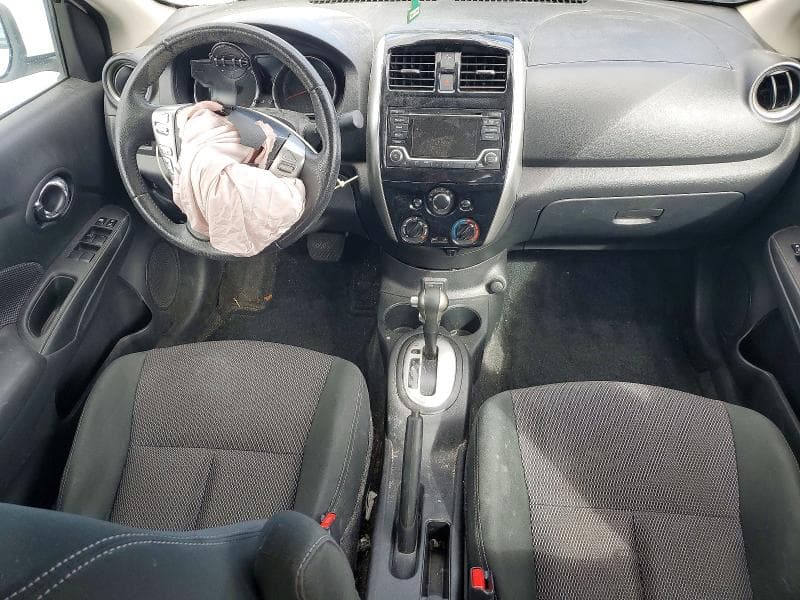 2018 NISSAN VERSA SV 8