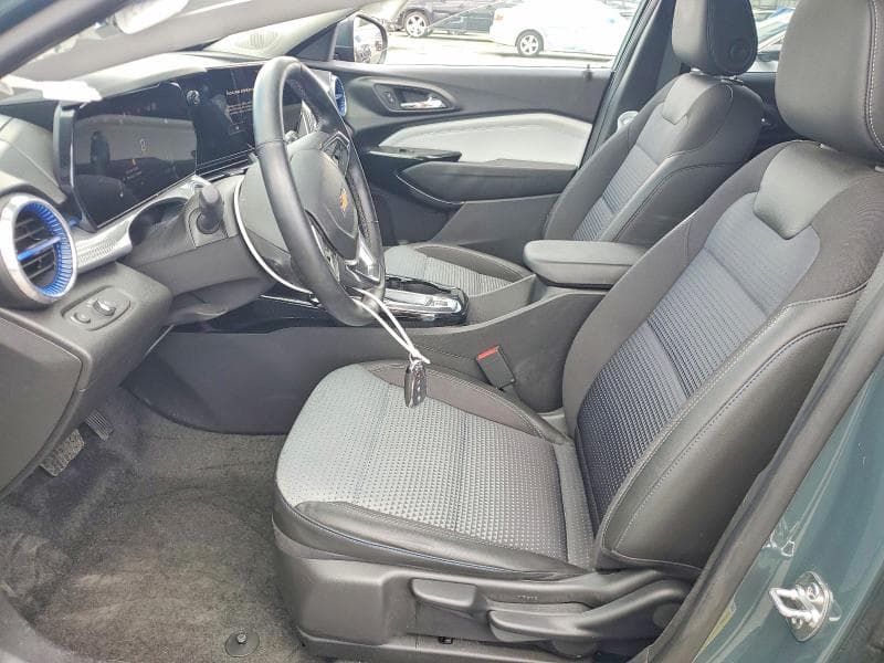 2025 CHEVROLET TRAX 1LT 7