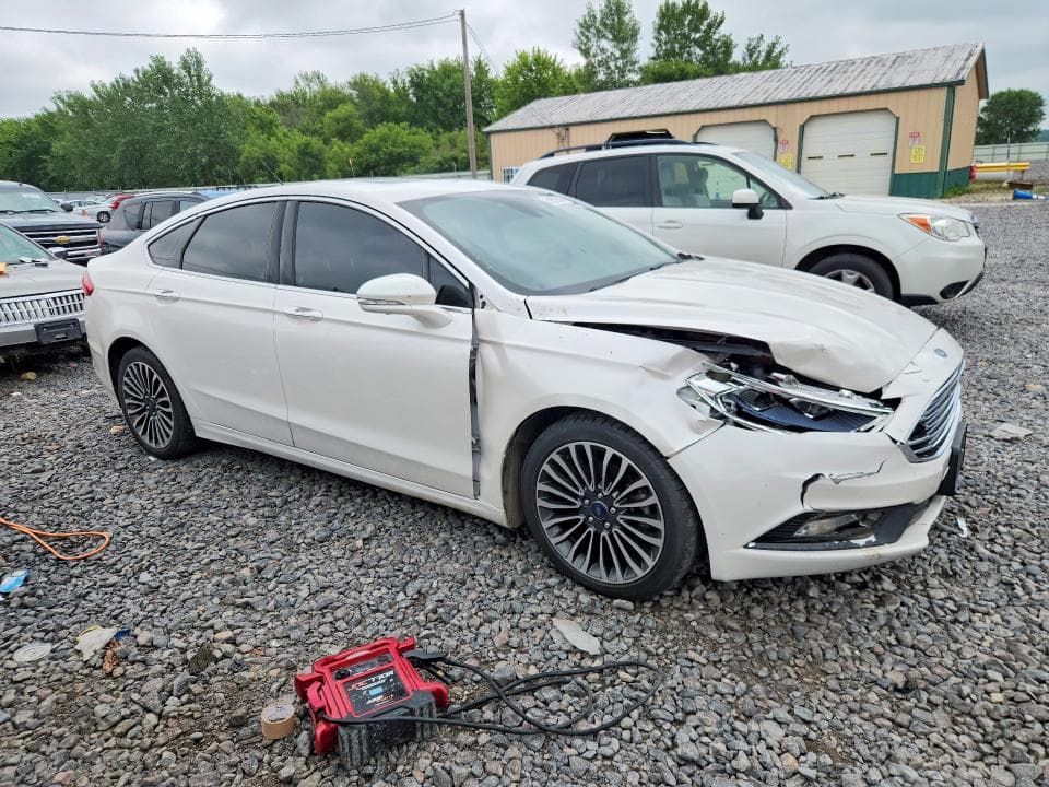 2017 FORD FUSION SE 4