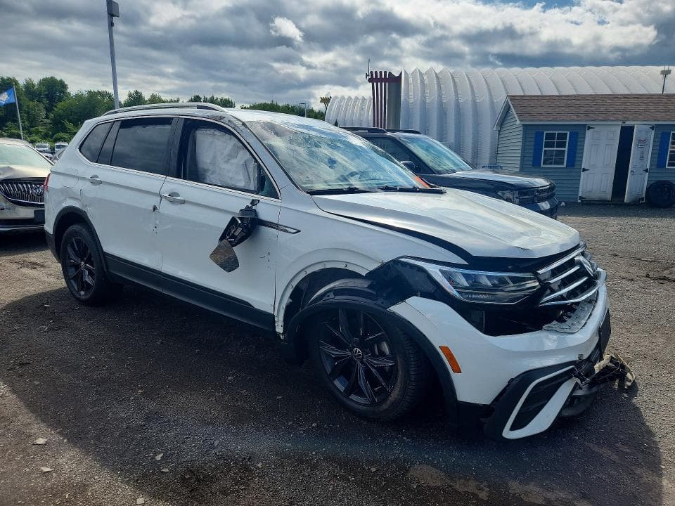 2024 VOLKSWAGEN TIGUAN SE 4