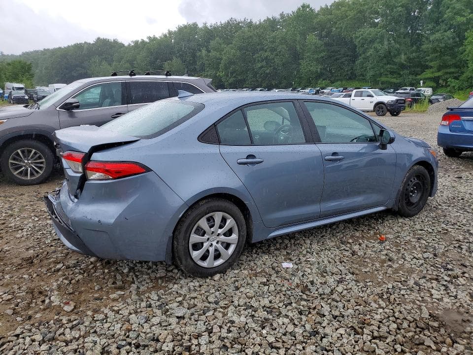 2021 TOYOTA COROLLA LE 3