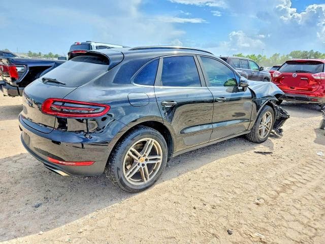 2017 PORSCHE MACAN 3