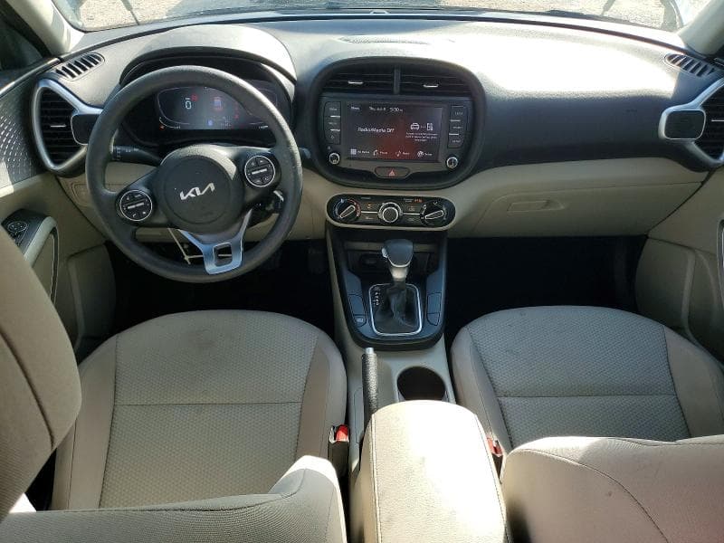 2024 KIA SOUL LX 8