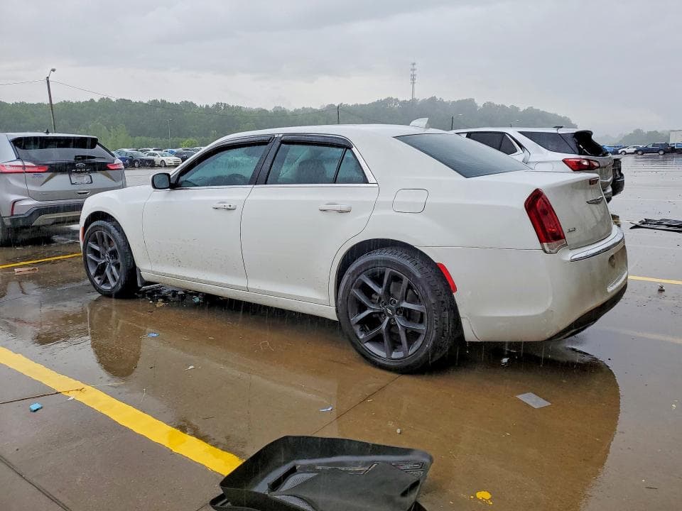 2017 CHRYSLER 300 LIMITED 2